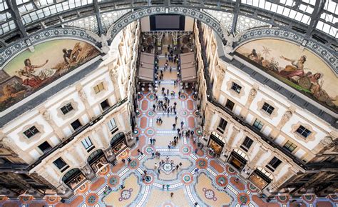 versace a milano duomo|Prada and Versace unite to restore Milan’s Galleria  .